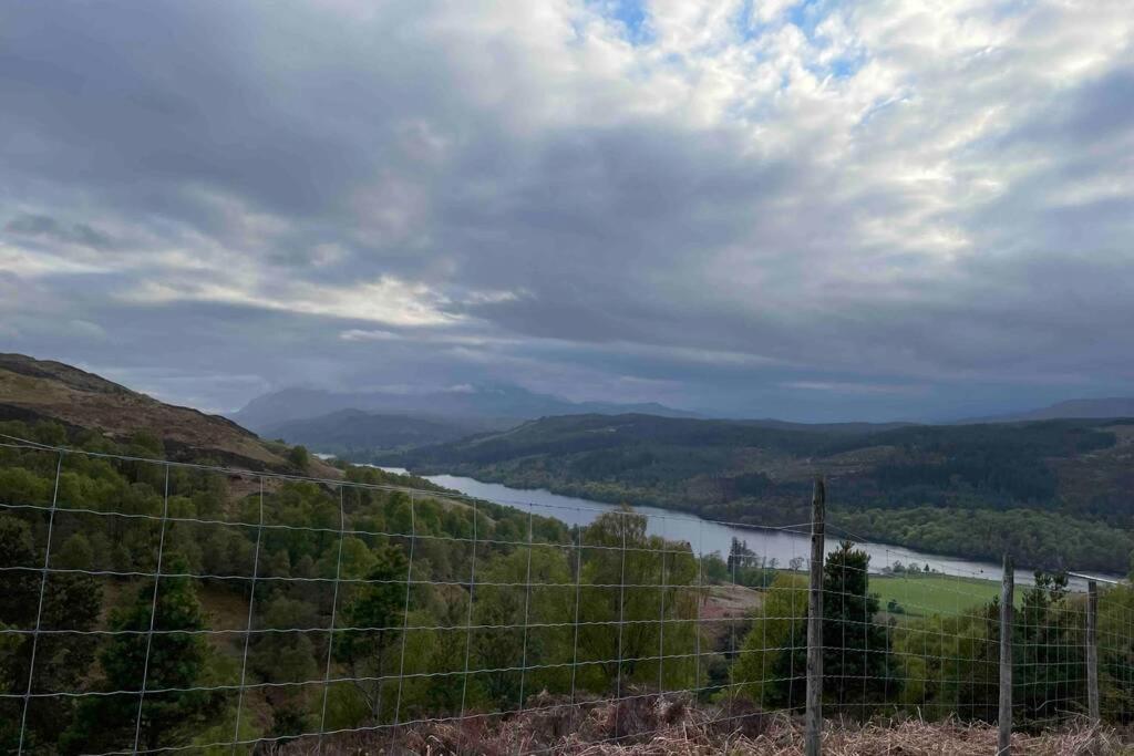 Coorie Doon Cabin! Great Scottish Welcome Форт Аугустус Экстерьер фото