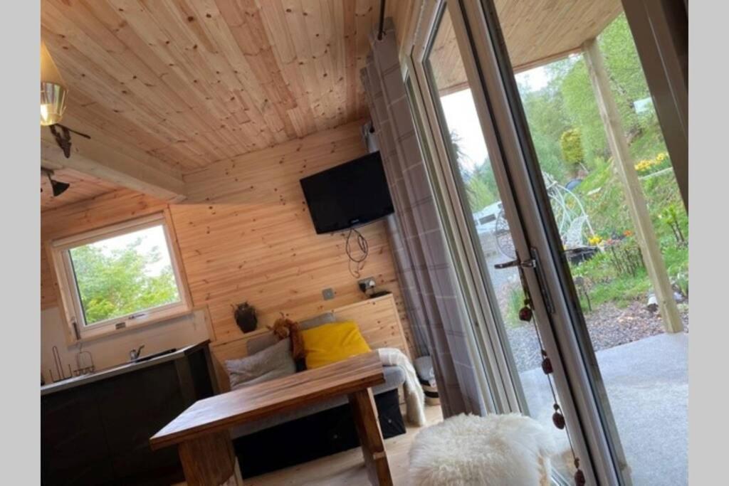 Coorie Doon Cabin! Great Scottish Welcome Форт Аугустус Экстерьер фото
